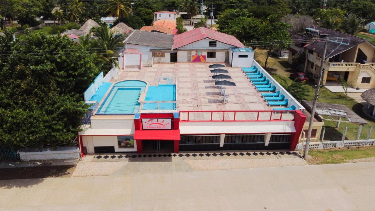 Hotel Playa Divina Ковеньяс Экстерьер фото